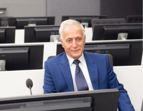 Jakup Krasniqi, i akuzuar në çështjen Hashim Thaçi dhe të tjerët pranë Dhomave të Specializuara të Kosovës në Hagë